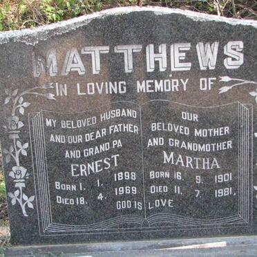 MATTHEWS Ernest 1998-1969 &amp; Martha 1901-1981
