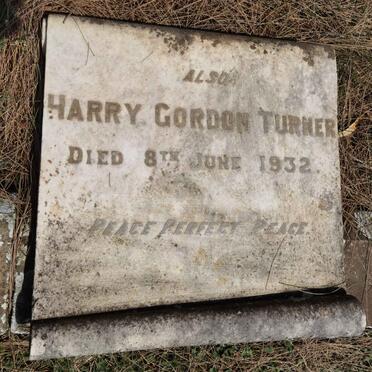 TURNER Harry Gordon -1932 &amp; Mabel Eugenie nee FORMBY -1928