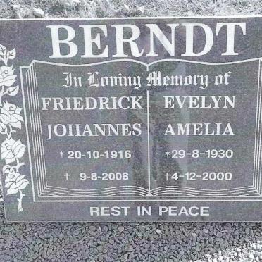 BERNDT Friedrick Johannes 1916-2008 &amp; Evelyn Amelia 1930-2000