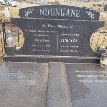 NDUNGANE Tunyiswa 1905-1987 &amp; Tingaza 1915-2012