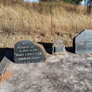 Eastern Cape, MACLEAR district, Fairbairn 152, farm cemetery