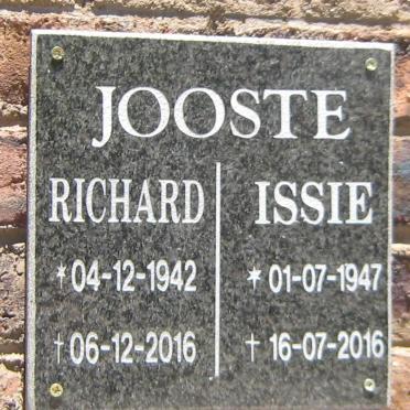 JOOSTE Richard 1942-2016 &amp; Issie 1947-2016