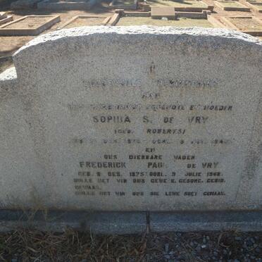 VRY Frederick Paul, de 1875-1948 &amp; Sophia S. ROBERTS 1875-1943