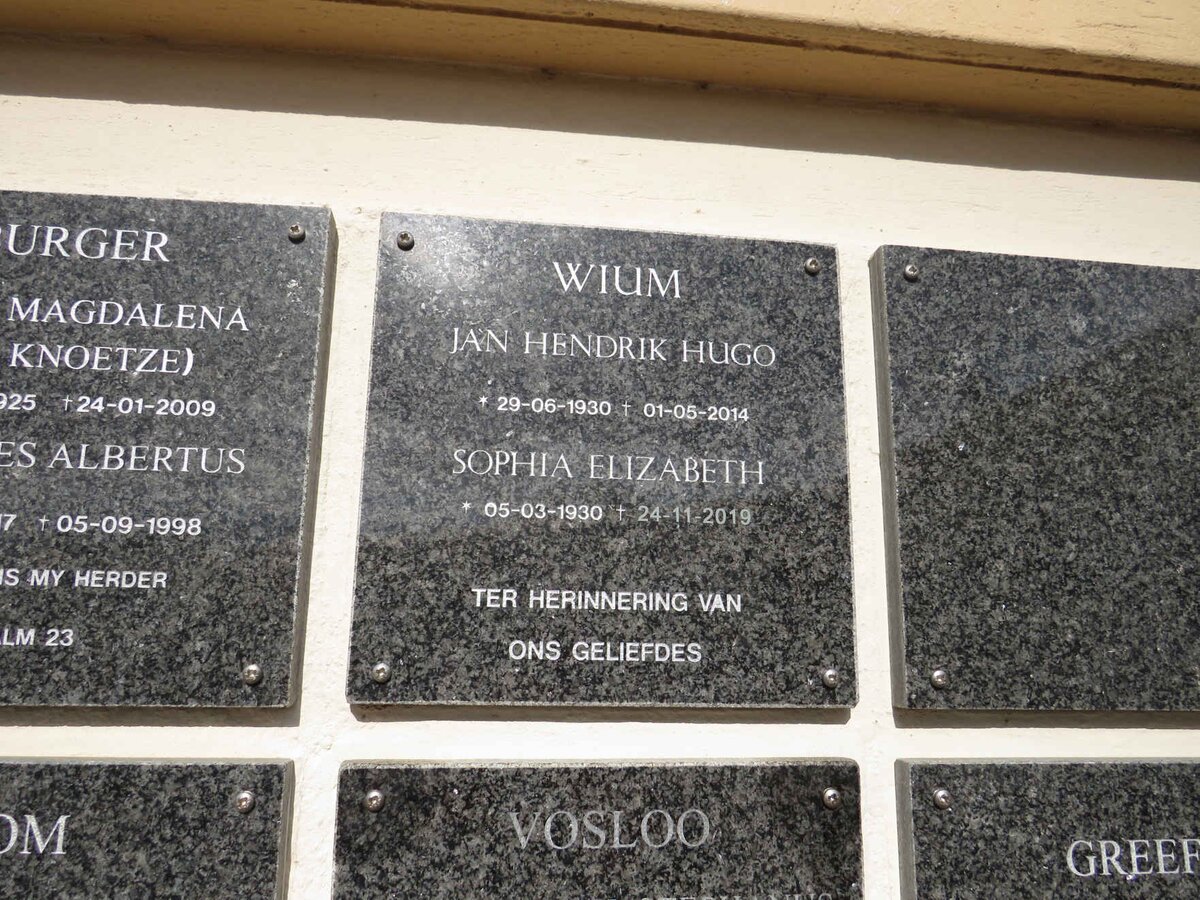 WIUM Jan Hendrik Hugo 1930-2014 & Sophia Elizabeth 1930-2019