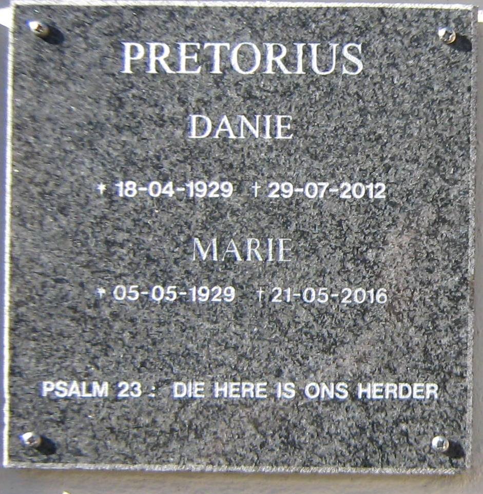 PRETORIUS Danie 1929-2012 &amp; Marie 1929-2016