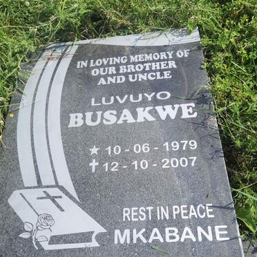 BUSAKWE Luvuyo 1979-2007