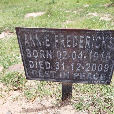 FREDERICKS Annie 1916-2009