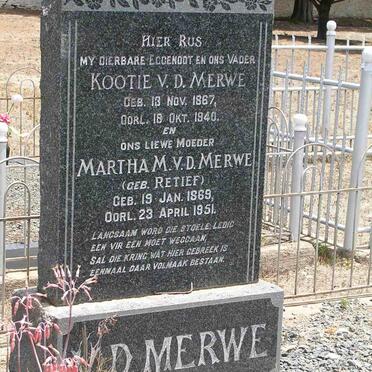 MERWE Kootie, v.d. 1867-1940 &amp; Martha M. RETIEF 1869-1951