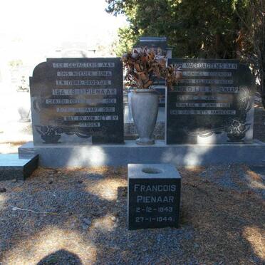 PIENAAR J.A.R. 1891-1969 &amp; PIENAAR S.I. 1901-1998 :: PIENAAR Francois 1943-1944