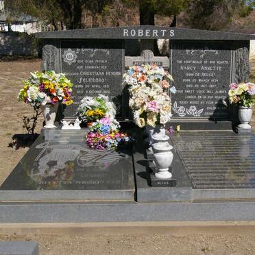 ROBERTS Christiaan Hendrik 1931-2010 &amp; Nancy Annette DE REUCK 1934-1997