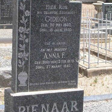 PIENAAR Gideon 1863-1950 &amp;  Anna F. BOOYSEN 1873-1957
