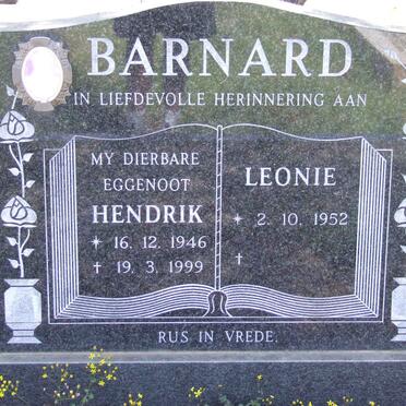 BARNARD Hendrik 1946-1999 &amp; Leonie 1952-
