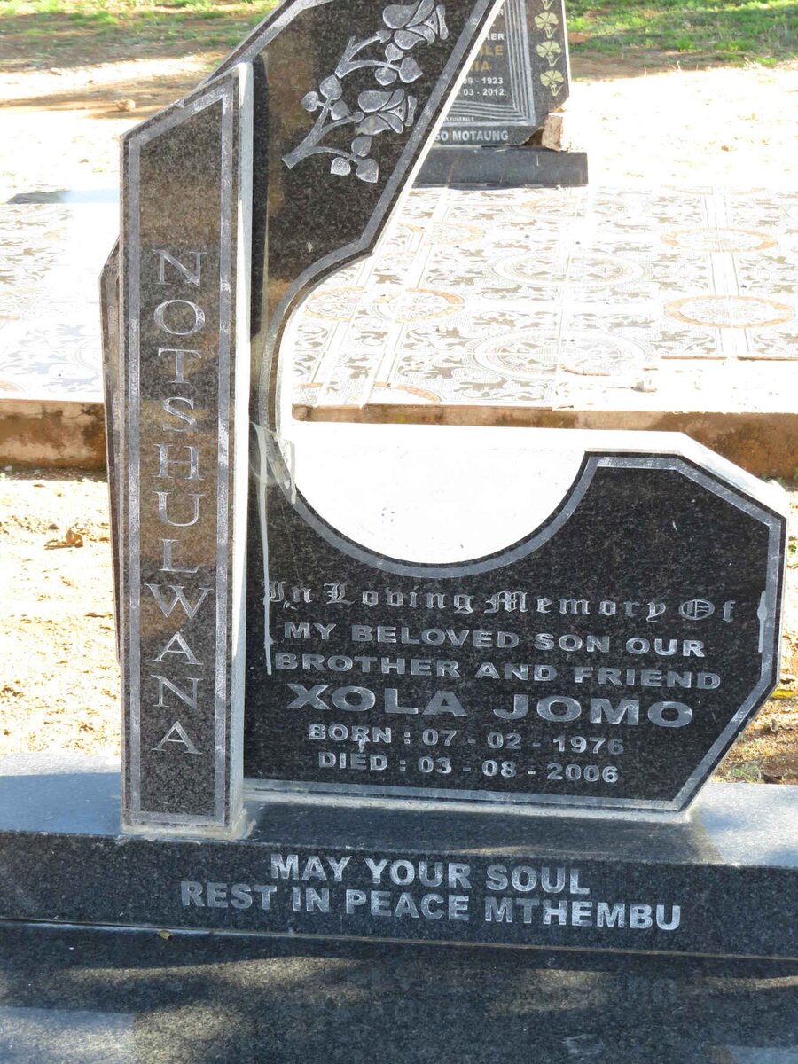 NOTSHULWANA Xola Jomo 1976-2006