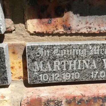 YOUNG Marthina 1910-2008