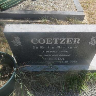 COETZER Frieda 1922-2013