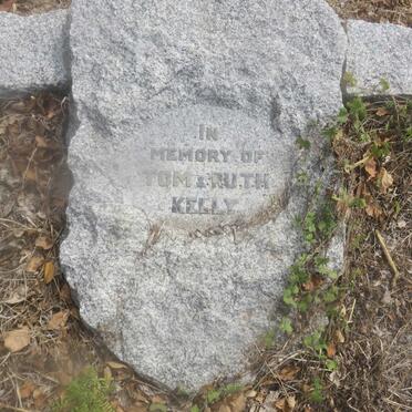 KELLY Tom 1884-1949 &amp; Ruth PUTTICK 1890-1963