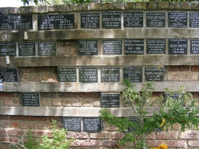 08. Memorial wall