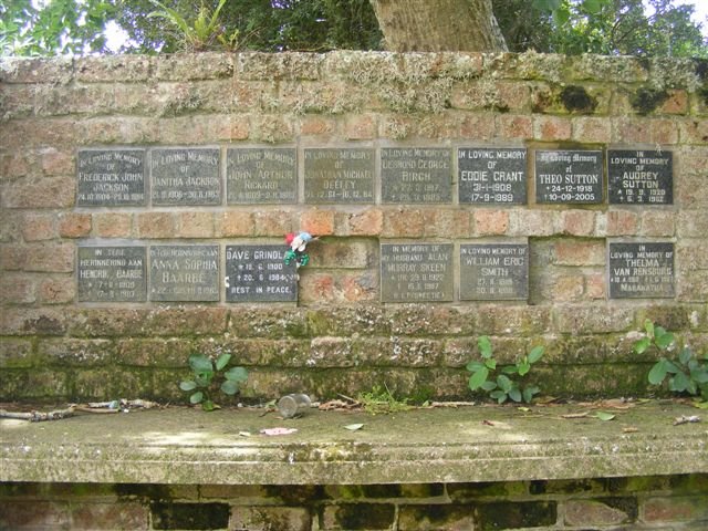 02. Memorial wall