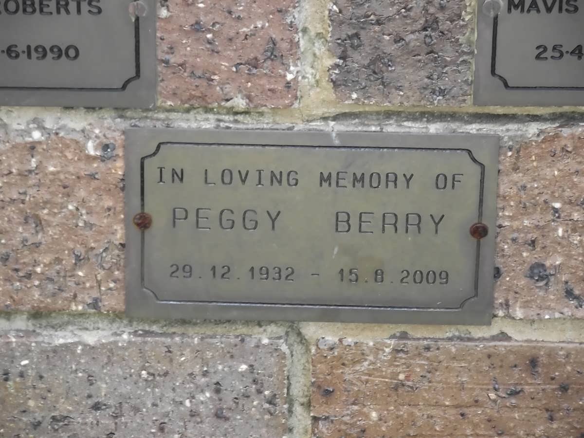 BERRY Peggy 1932-2009