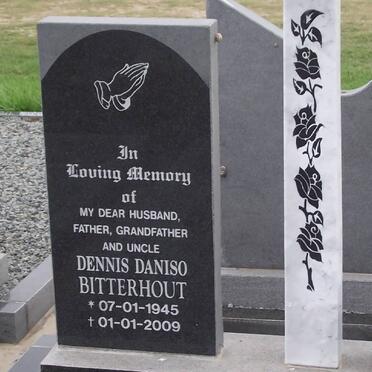 BITTERHOUT Dennis Daniso 1945-2009