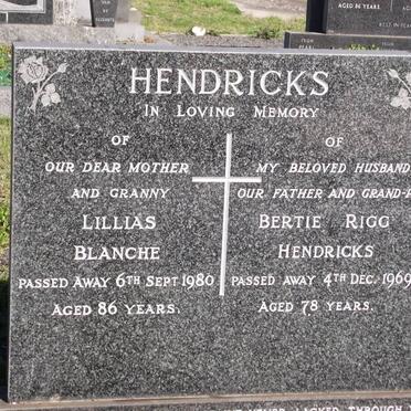 HENDRICKS Bertie Rigg -1969 &amp; Lillias Blanche 1893-1980