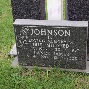 JOHNSON Iris Mildred 1907-1997 :: JOHNSON Lance James 1920-2003