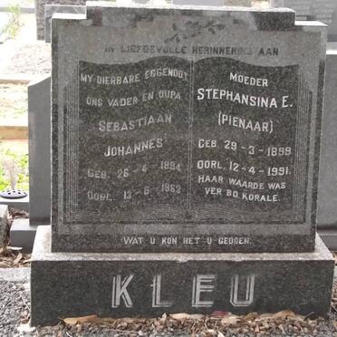 KLEU Sebastiaan Johannes 1894-1963 &amp; Stephansina E PIENAAR 1899-1991