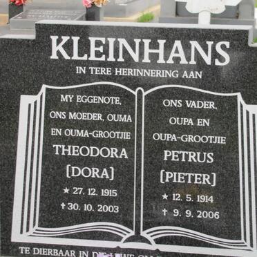 KLEINHANS Petrus 1914-2006 &amp; Theodora 1915-2003