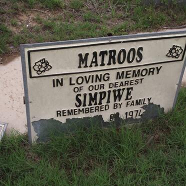 MATROOS Simpiwe 1974-2004