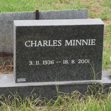 MINNIE Charles 1936-2001