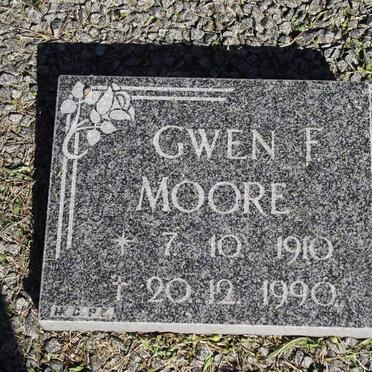 MOORE Gwen F. 1910-1990