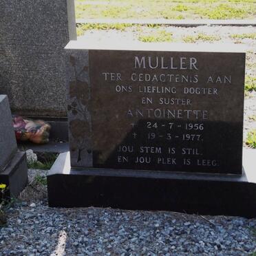 MULLER Antoinette 1956-1977