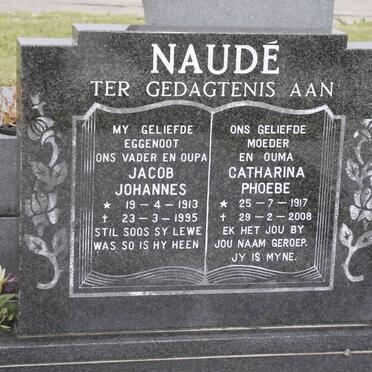 NAUDE Jacob Johannes 1913-1995 &amp; Catharina Phoebe 1917-2008
