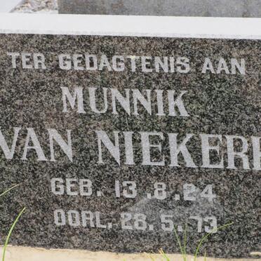 NIEKERK Munnik Gert Hertzog, van 1924-1973