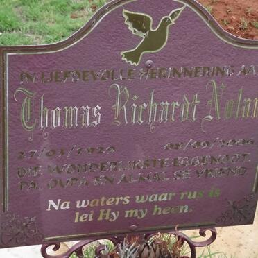 NOLAN Thomas Richardt 1929-2006