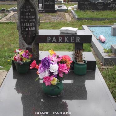 PARKER Lesley Edward 1950-1978 :: PARKER Shane 1977-2012