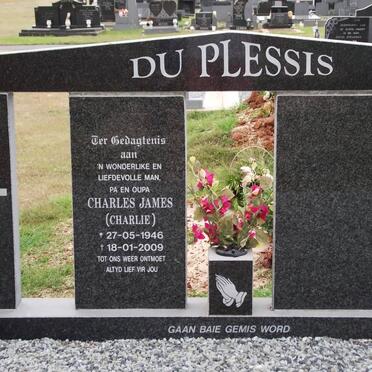 PLESSIS Charles James, du 1946-2009