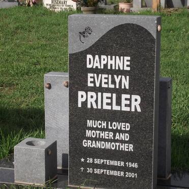 PRIELER Daphne Evelyn 1946-2001