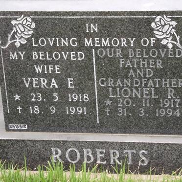 ROBERTS Lionel R. 1917-1994 &amp; Vera E. 1918-1991