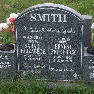 SMITH Ernest Frederick 1922-2009 &amp; Sarah Elizabeth 1925-2005
