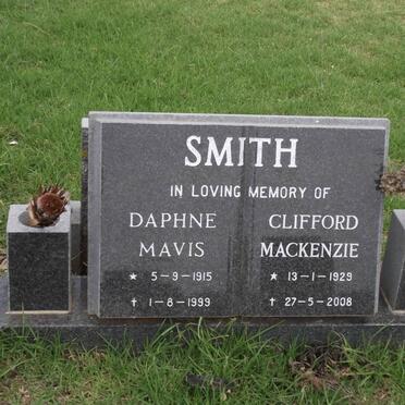 SMITH Daphne Mavis 1915-1999 :: SMITH Cliffod Mackenzie 1929-2008