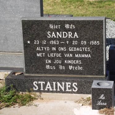 STAINES Sandra 1963-1985