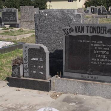 TONDER Andries, van 1932-1982 :: TONDER Matthays Daniel, van 1896-1964