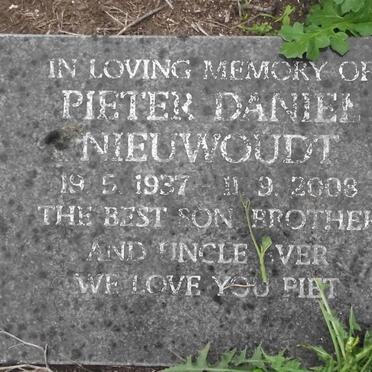 NIEUWOUDT Pieter Daniel 1937-2008