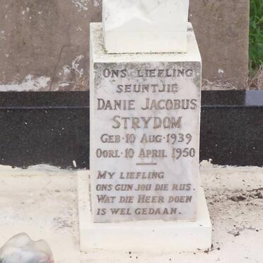 STRYDOM Danie Jacobus 1939-1950