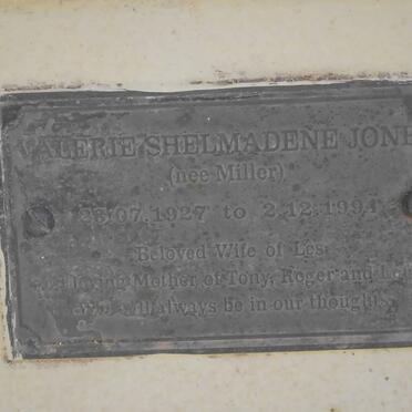 J - Vanne :: Surnames - J