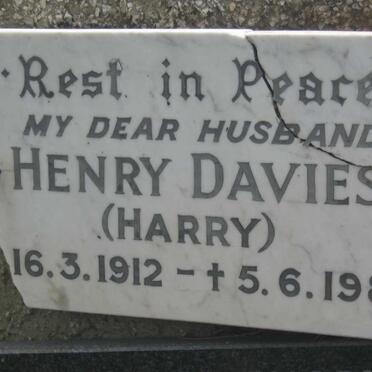 DAVIES Henry 1912-1982