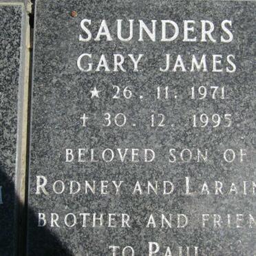 SAUNDERS Gary James 1971-1995