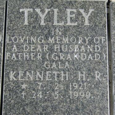 T - Vanne :: Surnames - T