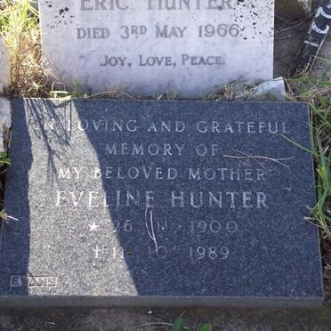 HUNTER Eveline 1900-1989